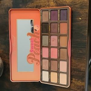 Too Faced Sweet Peach palette